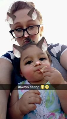 I'm 24. Mother to a beautiful daughter. Baker at heart with a degree to back it up. Kind of awkward, kind of fun 😁😁