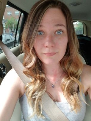 CherryL0213's profile picture. hallmark