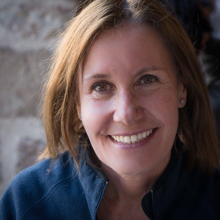 TEsgleyes's profile picture. Em pots trobar correns pel bosc, fent teatre i també treballant de derma Soc de l’Empordà 🌻