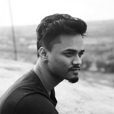 surzzet's profile picture. 