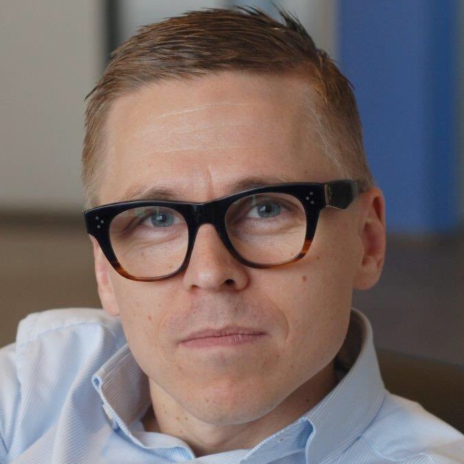 Tech-geek Senior Banker @Nordea | #Banking #AI #Digital #Investments ... and #Running | Regularly found in #FinnishLakeland