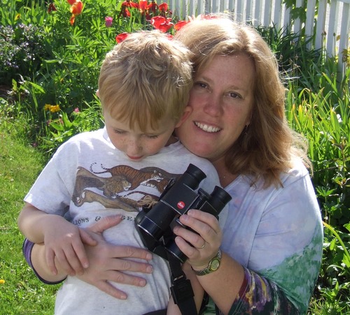 Mainer born & raised. Coauthor Maine's Favorite Birds & Birds of Aruba, Bonaire & Curaçao field & site guide.❤️ birds, spiders, Celtics, & a good cuppa tea