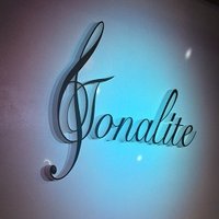 貸切パーティー・演者募集中☆ LIVE BAR 赤坂Tonalite (トナリテ)(@akasakatonalite) 's Twitter Profile Photo