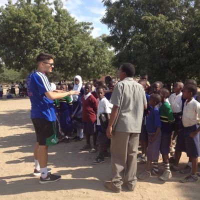 fieldsphil's profile picture. Seek discomfort