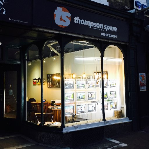 A friendly, independent, bespoke estate agency and art gallery, hoping to make buying and selling houses and art less stressful.