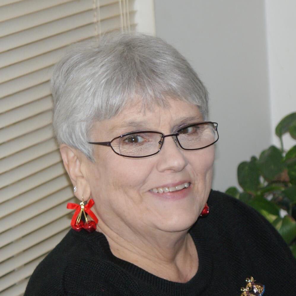 MyrsSmy's profile picture. I'm a Mom and Gramma!  I'm a bleeding heart Liberal Democrat!  I love animals and fight for their rights!  I despise Donald Trump and I loathe Bernard Sanders.