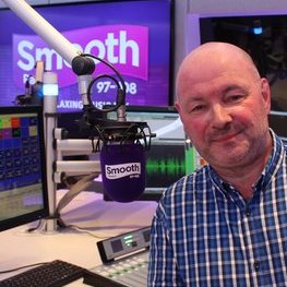 Presenter on the Smooth Sanctuary at Seven on @SmoothRadio, weekdays 7-10pm. Off-air, I enjoy reading and walking my two dogs.
