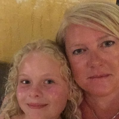 michellebreeze9's profile picture. live love laugh