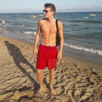 Nest (@ernestrl96) 's Twitter Profile