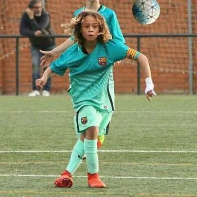 becDI2SIqiAimOA's profile picture. 