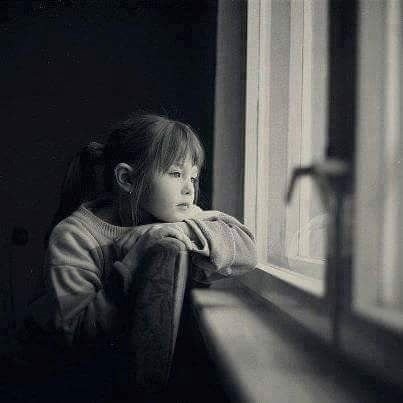 منذ ان مات؛ مات بداخلي شيء لايمكن ان يعود
مات فقيدي ولم تعد الحياه حياه 💔