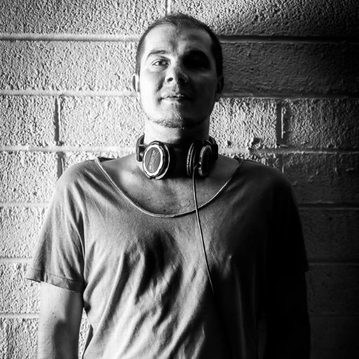 Splitting his time between Dublin, Ireland and Transilvania, Romania is the underground tech house producer Andry Cristian.