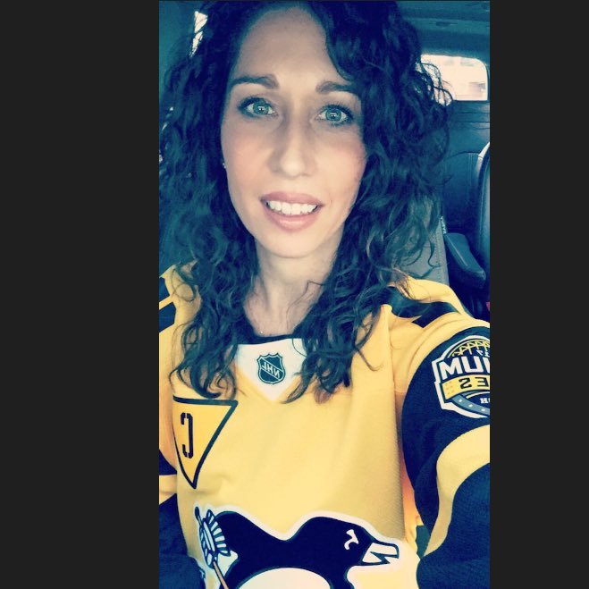dkub_369's profile picture. Pittsburgh Penguins Fan • Country Music • RN • Yinzer • 412