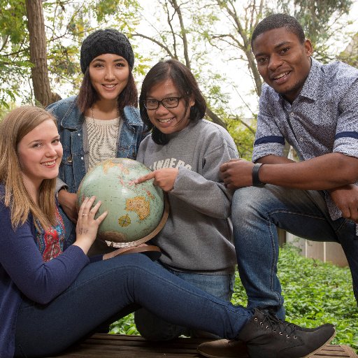 Official Twitter account for the @Flinders University Gender Consortium. The GC is a group of associates who have expertise in gender & development issues.