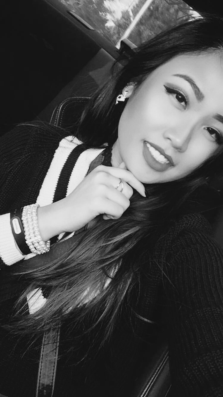 AlenaLin's profile picture. 