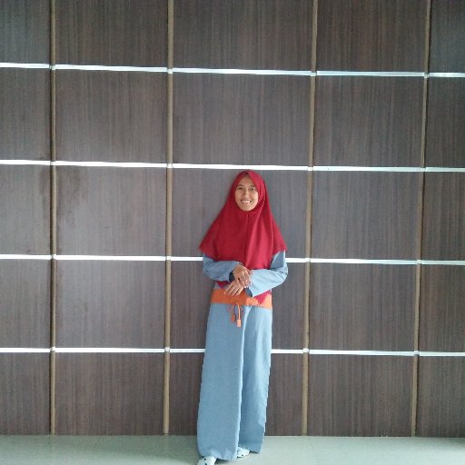 27081999 || ig : leli_nawal || School in MAN 1 Ciamis. Pengen jadi hafidzah. My Favorite is Coret-coret :D ha!~ There is no success without sacrifice :)