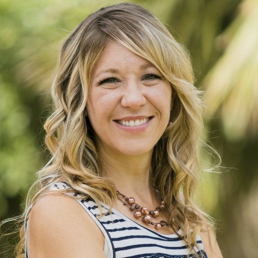 Integrative Nutrition Health Coach I Wellness Advocate I Entrepreneur I Owner of https://t.co/LjLqgDAeOL I Mother of Five 🤪