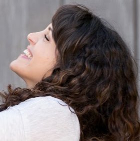 brittntweets's profile picture. ⋒ 9-5’er ⟶ writer/freelance marketer
⋒ raising wild 👧👧🏻
⋒ half-old soul, half-🤓
⋒ RYT200