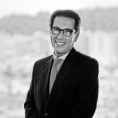 POG1952's profile picture. Abogado