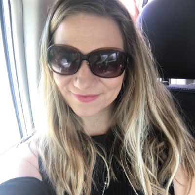 marbrins's profile picture. I'm a child of the most amazing and loving God✝️❤️wife to the best husband and dad🎩💍👨‍👧‍👧, mom to 4 amazing girls👭👭 and a dōTERRA wellness advocate 💧🍋