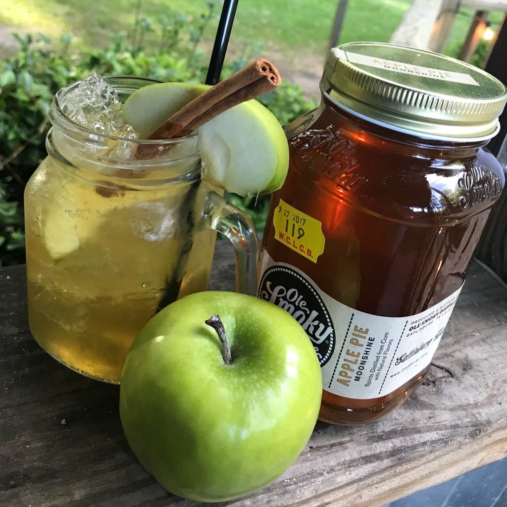 BooniesBBB's profile picture. Join us for delicious food, amazing drinks, and a fun atmosphere with our friendly local staff here at Boonies! #ComeGetLostWithUs Today!