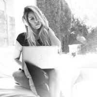 Olivia Jones (@erikaassian) 's Twitter Profile