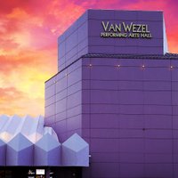 Van Wezel Performing Arts Hall (@vanwezelpah) 's Twitter Profile