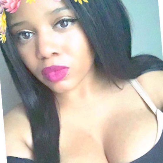 London_selene's profile picture. I ONLY APPLY PRESSURE WHEN NEEDED 💅🏼