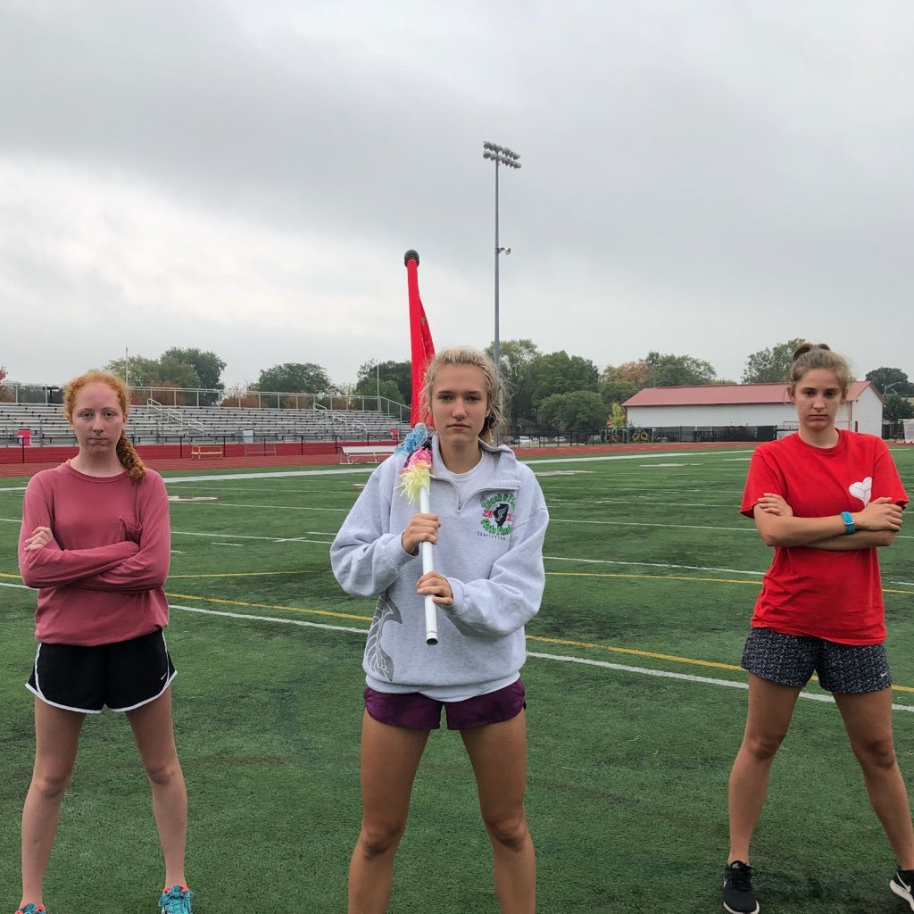 HEYY!! it's your 2017 xc captains (carol, victor, kt, meg, and carly) here to keep you updated on xc and life happenings!