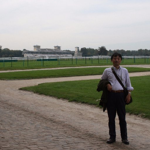 I am a Japanese vet researching thoroughbred pedigree in light of biology and published a book titled