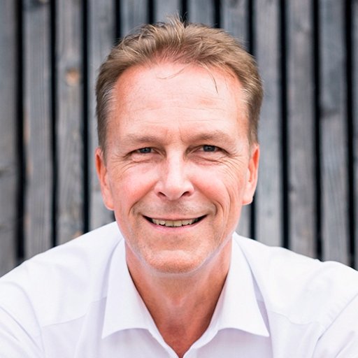 Verkaufstrainer, Coach, Vortragsredner, Lehrbeauftragter, Kolumnist und Autor verschiedenster Fachartikel, Bücher und Hörbücher
https://t.co/UPfNrpn4bx