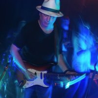 Fuzzbee (@fuzzbeemorse) 's Twitter Profile