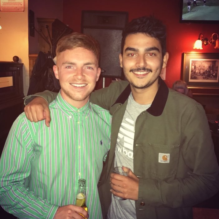 AndrewThomsonnn's profile picture. 