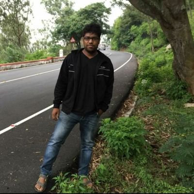 ezhilcbe's profile picture. Wanna say somethin....