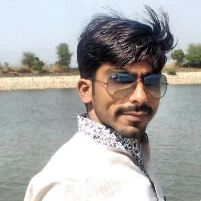 Love me or hate me I’m still gonna shine.
Enjoy life. It comes with expiry date…
