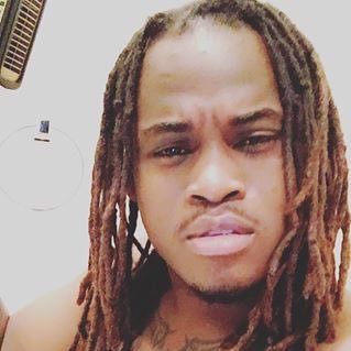 KevvDondadaLokk's profile picture. - ''I Moved Out My MotherZ Home To A WorLd I Kall My Own'' #Libra I'm a 🅱⭕️$$ #WESTPHXBORN & #RAiSED All i Kare About iS My Fetti 💰💰 My WiFE & FAMiLY ❤️💯♎️