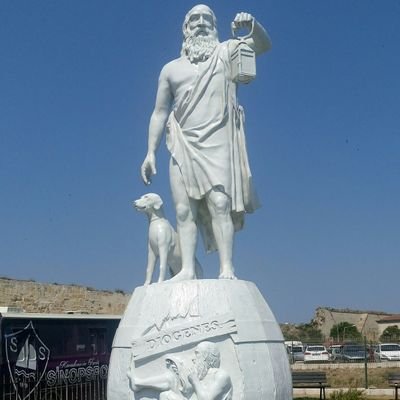 lambali_adam's profile picture. Zamanın yıkımına karşı en büyük isyan gülmektir.