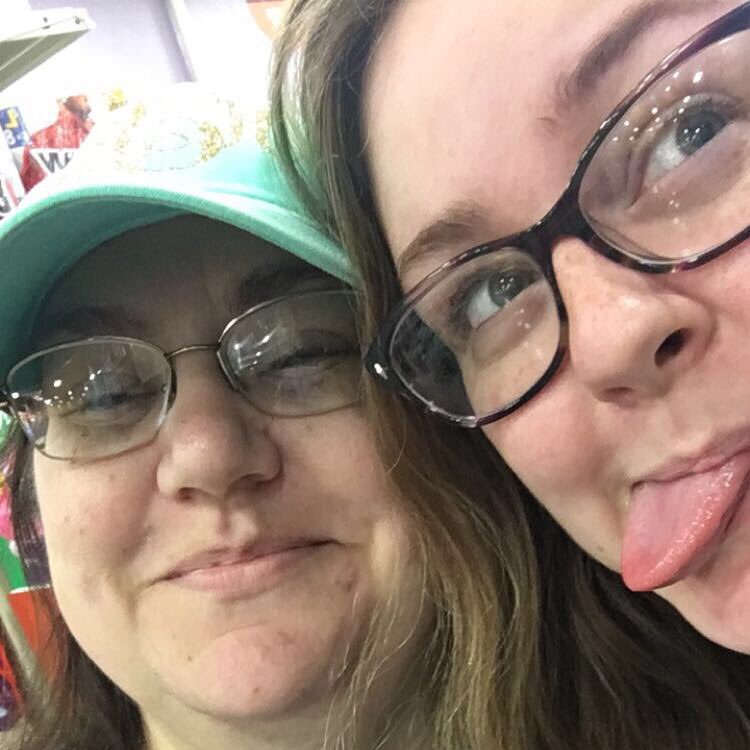 kymberli1975's profile picture. 