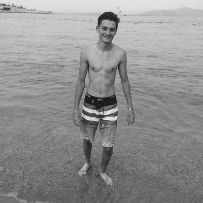 CodinoX9's profile picture. 