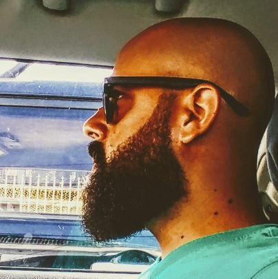 Esposo, padre de dos, trabajador social. PCA RE. Mi mayor tesoro: Cristo...