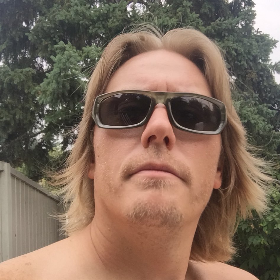 Danothemechano's profile picture. Not in this to win it.Liker of hockey and other stuff.Sun and fun seeker.Critic of all things critical.