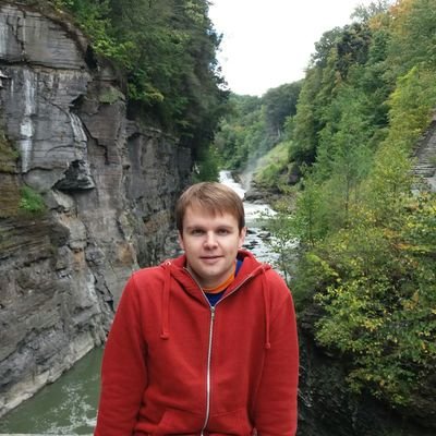 Otofon's profile picture. interested in interesting things