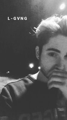 JuniorParadelo's profile picture. software engineer