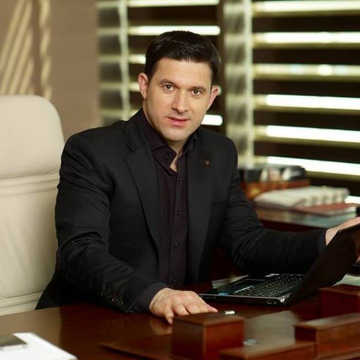 enweremtheo's profile picture. Recruiter @AMAFeed and sales manager at Laterain Ventures W/A Limited.