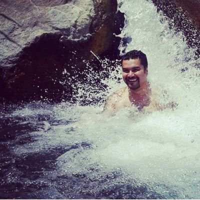 PanchoShop's profile picture. Los momentos vividos son parte de un recuerdo inmortal