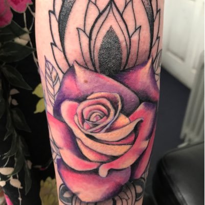 Established 25 years in Holmesdale Road, Reigate in Surrey, Tonys Tattoo Studio is well known in the local area for quality tattoos, piercings and laser removal