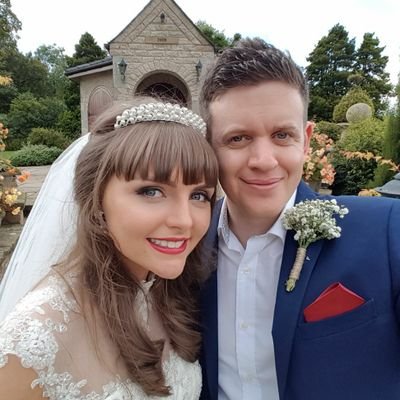 BecPaynter's profile picture. 'Girl with the fringe'