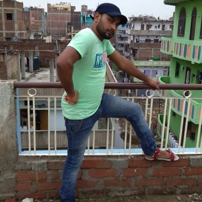 Mantoo12101993's profile picture. Student