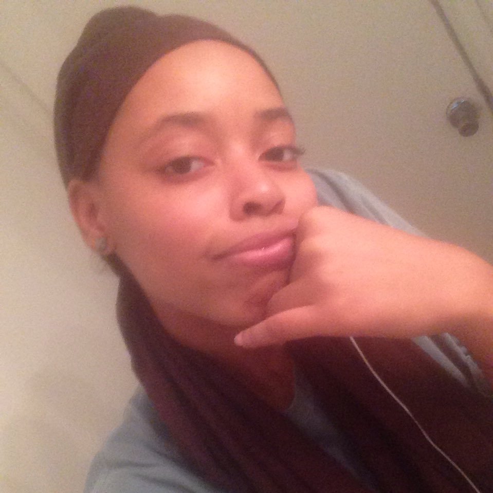 nkatlit01's profile picture. 16 🦋| Ugly Junior With A Positive Mindset  ig: n.k.lit