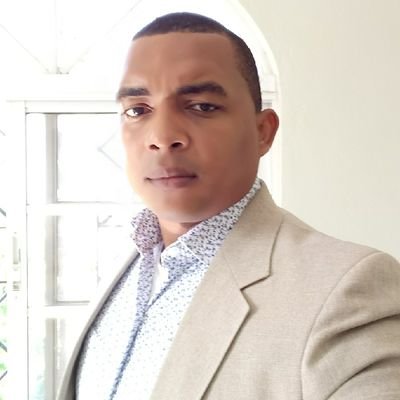 trabajador dedicado visionario y perseverante